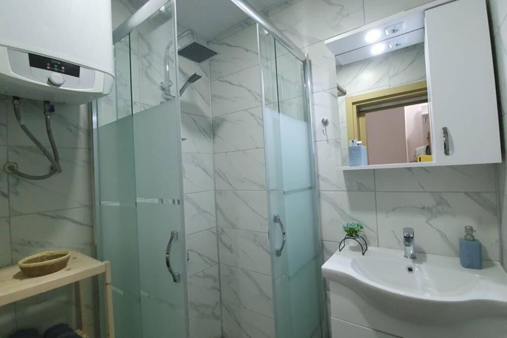 2+1 Apartm With Garden + Balcony , At Ladies Beach Kusadası Zewnętrze zdjęcie