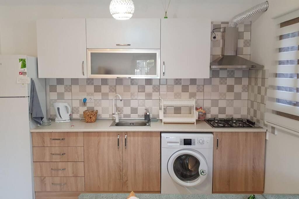 2+1 Apartm With Garden + Balcony , At Ladies Beach Kusadası Zewnętrze zdjęcie